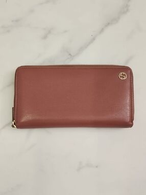 Authentic Pebbled Leather Gucci Interlocking G Zip Around Long Bifold Wallet
